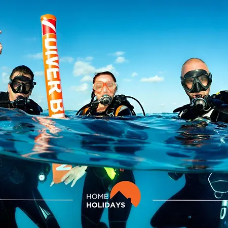 #329 Families Only - Jacaranda By Holidays