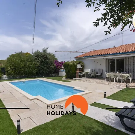 #329 Families Only - Jacaranda By Holidays Vila *