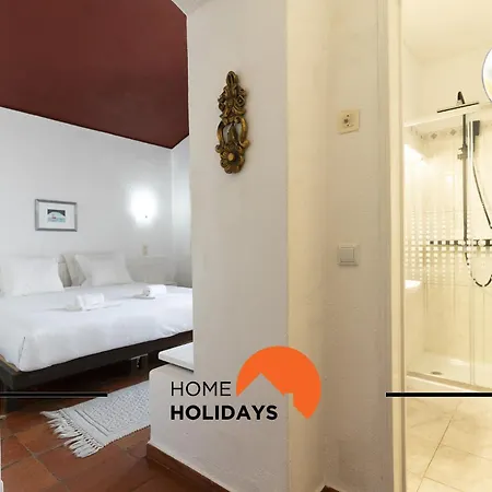 #329 Families Only - Jacaranda By Holidays Vila *