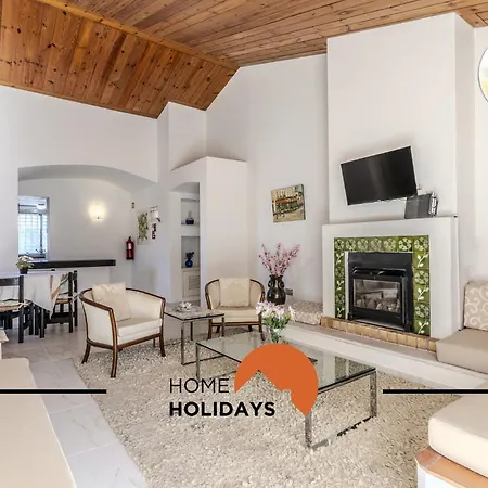 #329 Families Only - Jacaranda By Holidays Vila *