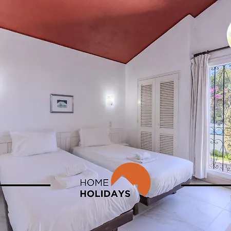 #329 Families Only - Jacaranda By Holidays Vila