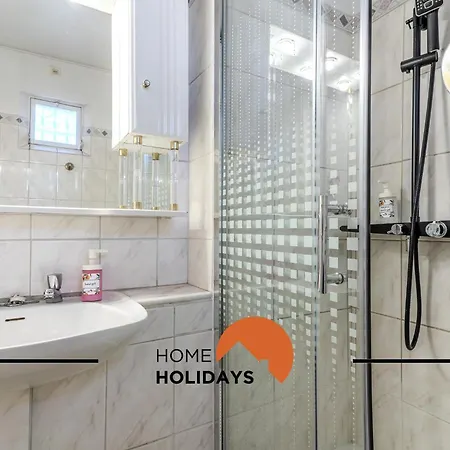 #329 Families Only - Jacaranda By Holidays Vila *