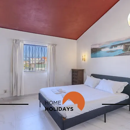 #329 W Pool Family Albufeira