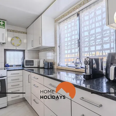 #329 Families Only - Jacaranda By Holidays *