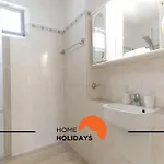 #329 W Pool Family Albufeira